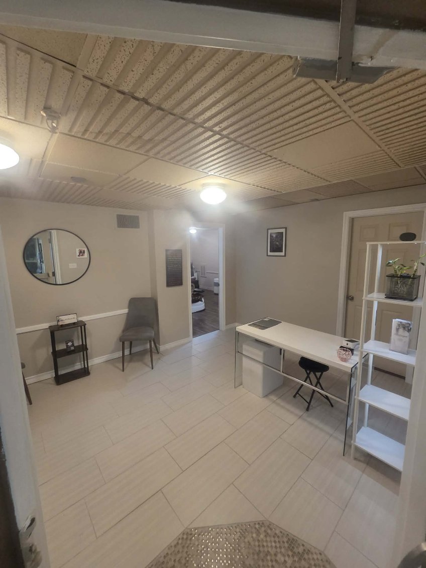The welcoming Radiance Beauty Bar reception area